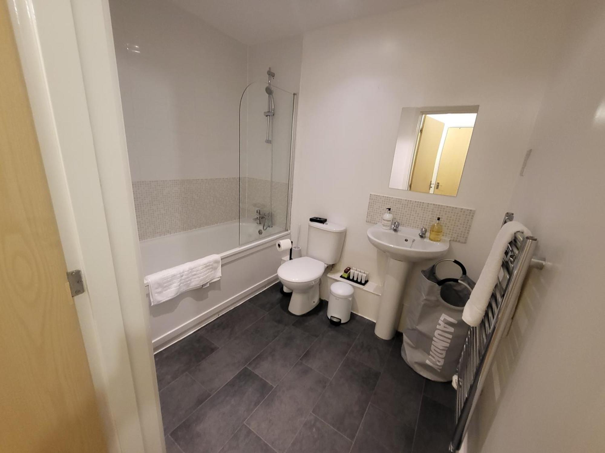 Garland Central City Apartment London 2 Buitenkant foto