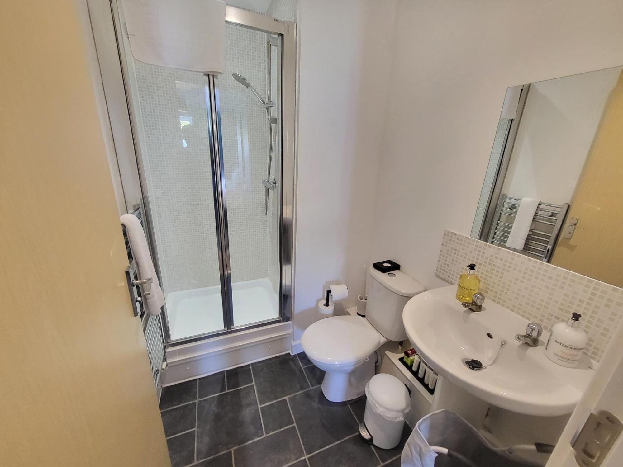 Garland Central City Apartment London 2 Buitenkant foto